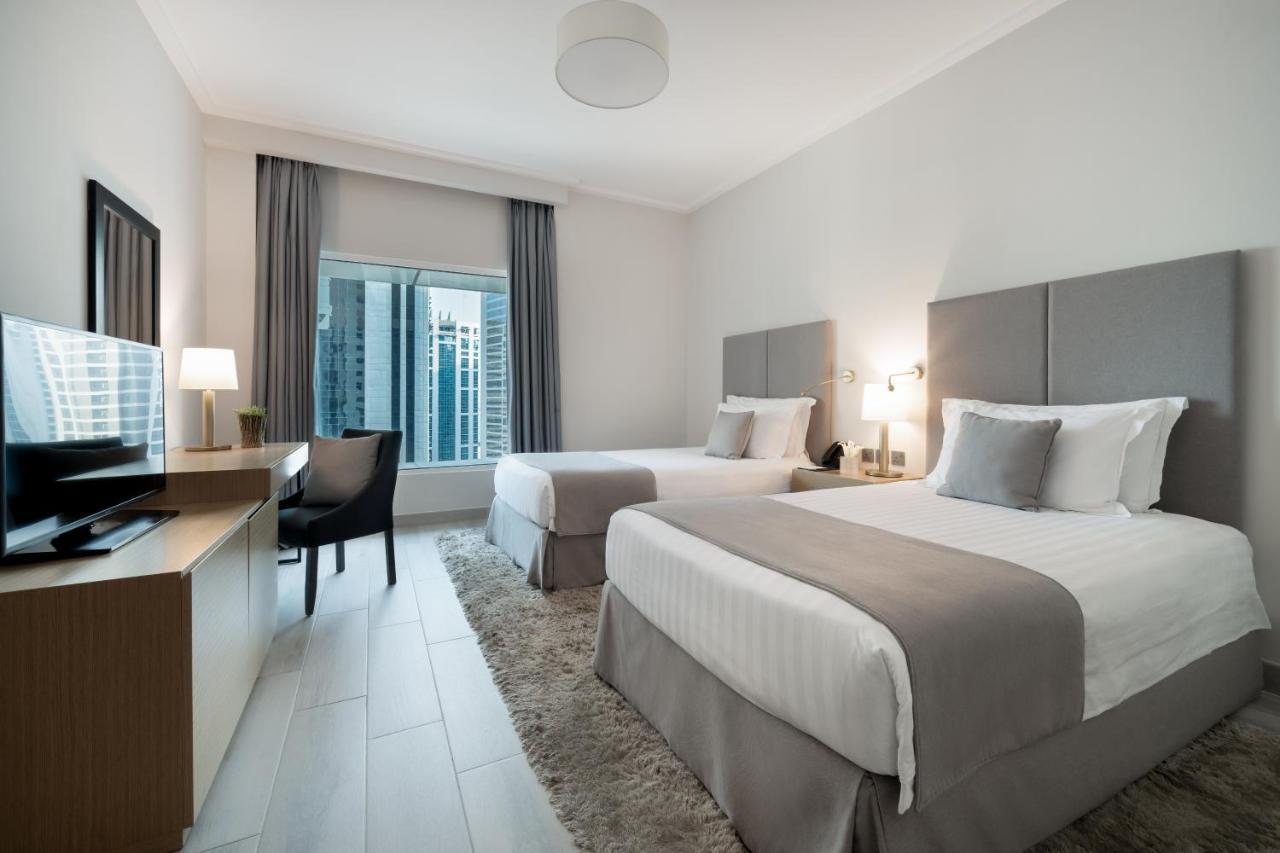 Centara West Bay Hotel & Residences Doha Eksteriør billede A typical guest room at the hotel